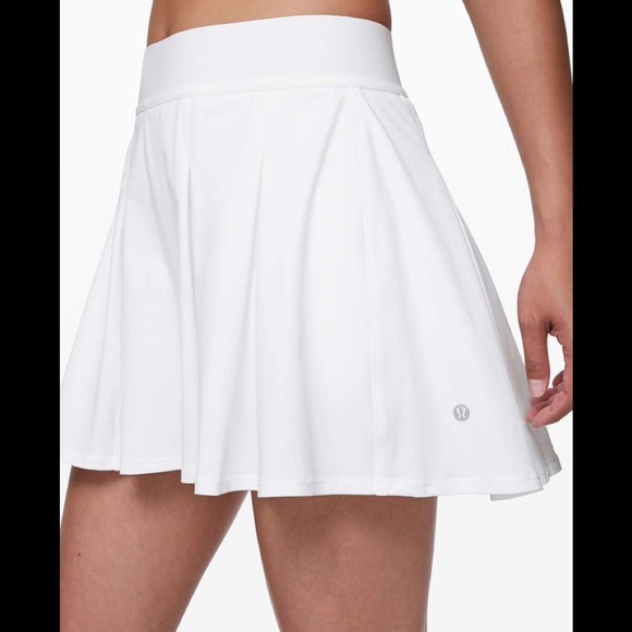 Lululemon tennis time skirt - Picture 1 of 4